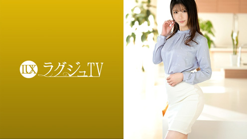 



ラグジュTV 1518 可愛らしく清楚感が素敵な美容部員を務めるお姉さんが登場！お酒の雰囲気に少しずつ誘われ、落ち着いた雰囲気とは違う過去の経験談を嬉しそうに話す彼女…。男の愛撫に徐々に隠していたエロい女の一面を見せ、電マで刺激された秘部は敏感度を増し、非日常のセックスに酔い痴れる！      