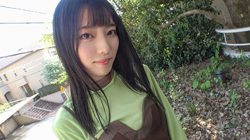  【イクの止まらなくなっちゃう……！】152cmの小柄スレンダーな事務のお姉さん。乳首を弄っただけでビクビク、クンニに手マンで1度ずつイキ。そんなに敏感だと肉棒を挿入したらどうなっちゃう……？ ネットでAV応募→AV体験撮影 1946