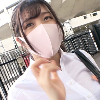 【おさぼりOL】【マスク美人】さくらちゃん参上！！美少女の応募理由は「おち●ちんをしゃぶりたい♪」お仕事サボってAV撮影にきちゃった♪恥ずかしすぎてマスクはギリギリまで外さない！【おしゃぶり】【エグイ腰つき】欲求がたまった発情MAXの彼女は乱れ喘ぎ連発でもうメチャクチャ♪オチンチン大好き美女の発情SEXを見逃すな！！