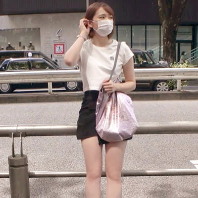 【爽やか系】【超絶美脚】みうちゃん参上！！美少女の応募理由は「チ●ポが欲しい♪」猫カフェで働く彼女は猫という癒しがあるが『チ●ポ』というオ●ンコを満たす欲求がないw楽しみ全開で移動中は爆弾発言を連発www【色白もっちり素肌】【超ド級美尻】チ●ポが好きすぎてエロさ爆発！吸引力が凄すぎるフェラに激ピストンにエロ汁ダダ漏れパイパンオ●ンコっとエロ全開！！エッチ大好き美少女の貪欲SEXを見逃すな！！