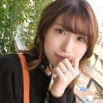 【初撮り】【美白美尻】【淫靡に蕩ける瞳】既婚の身でありながらセフレに言われて応募して来てしまった変態人妻。『また逝っちゃうぅッ!!』激しく突き刺さる不貞ち○ぽに脚をガクガクと震わせて.. ネットでAV応募→AV体験撮影 1718